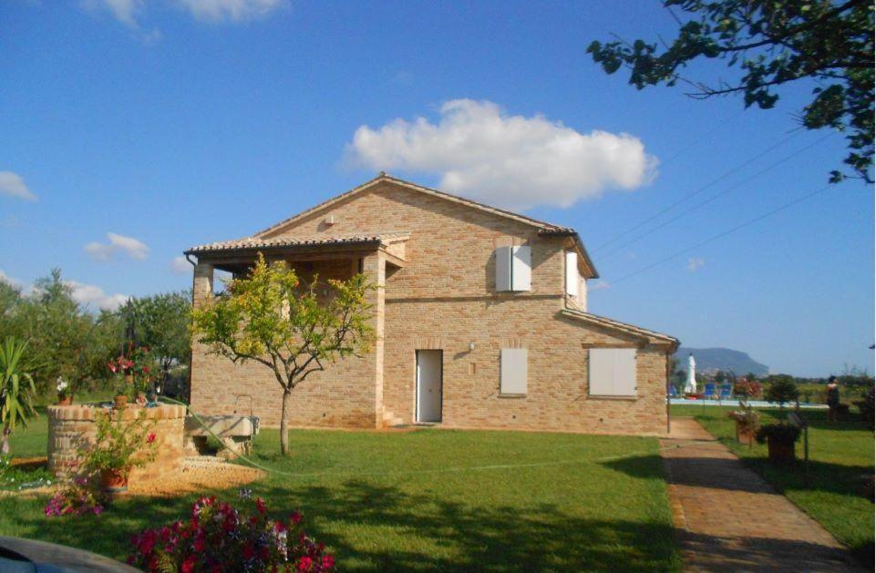 Casale Papa Country Village โลเรโต ภายนอก รูปภาพ